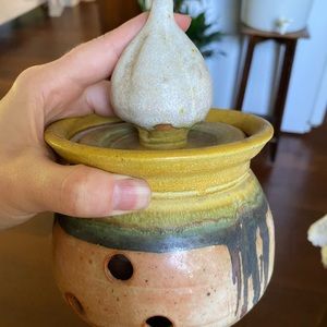 Garlic holder pottery ceramic ceramics